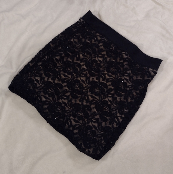 Wet Seal Dresses & Skirts - Wet seal size medium mini skirt